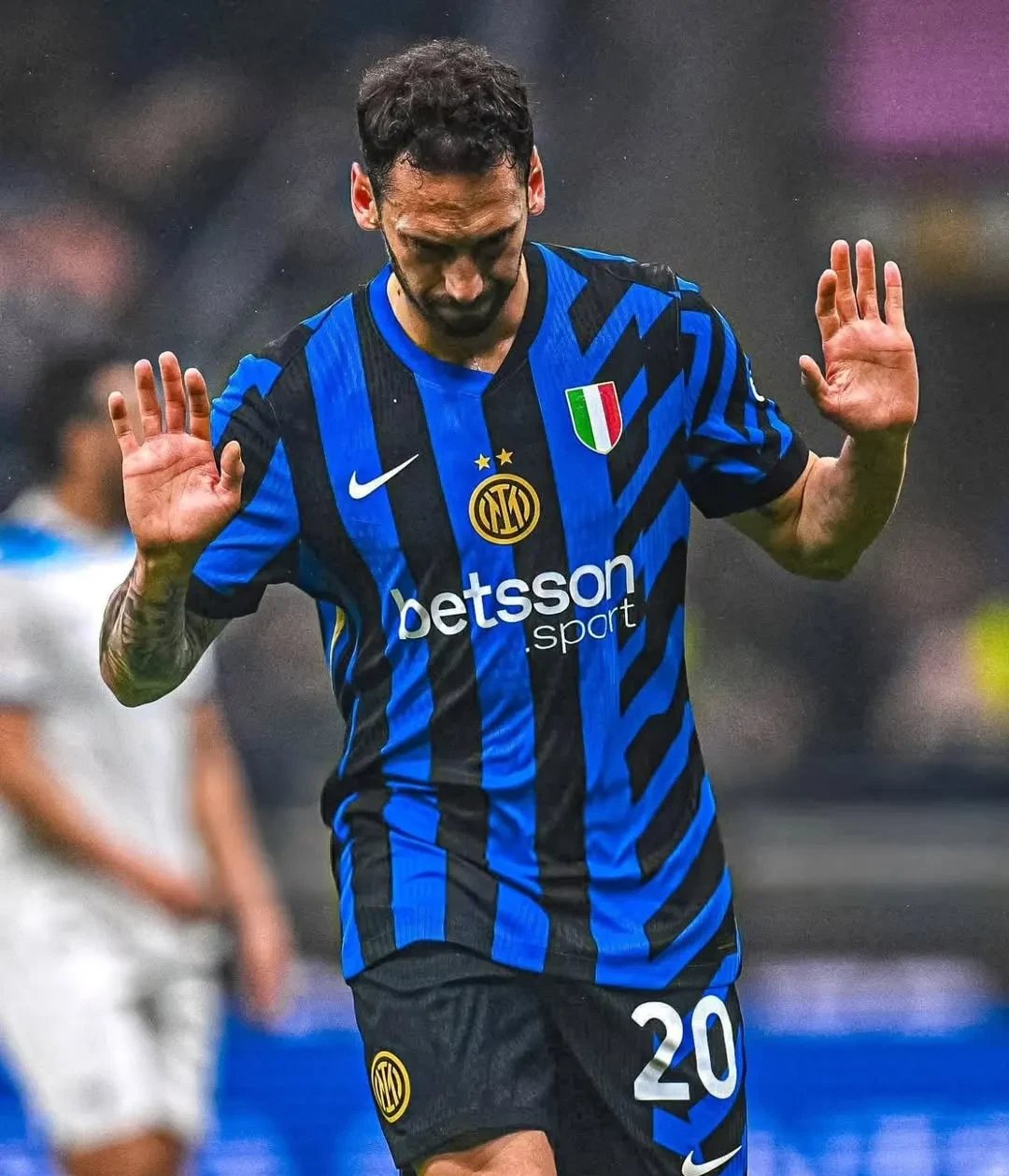 九游体育关于关键时刻突围战来临，国际米兰围绕意大利杯官宣签约，压力陡增，年轻球员得到机会的信息