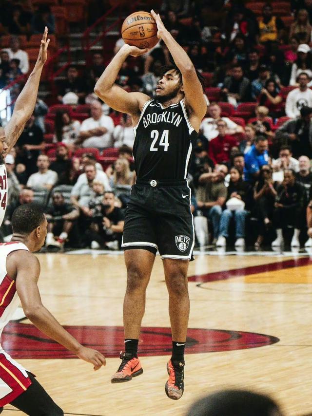 九游体育关键时刻亚冠焦点战；布鲁克林篮网更衣室发声；更衣室稳定；年轻球员得到机会的简单介绍